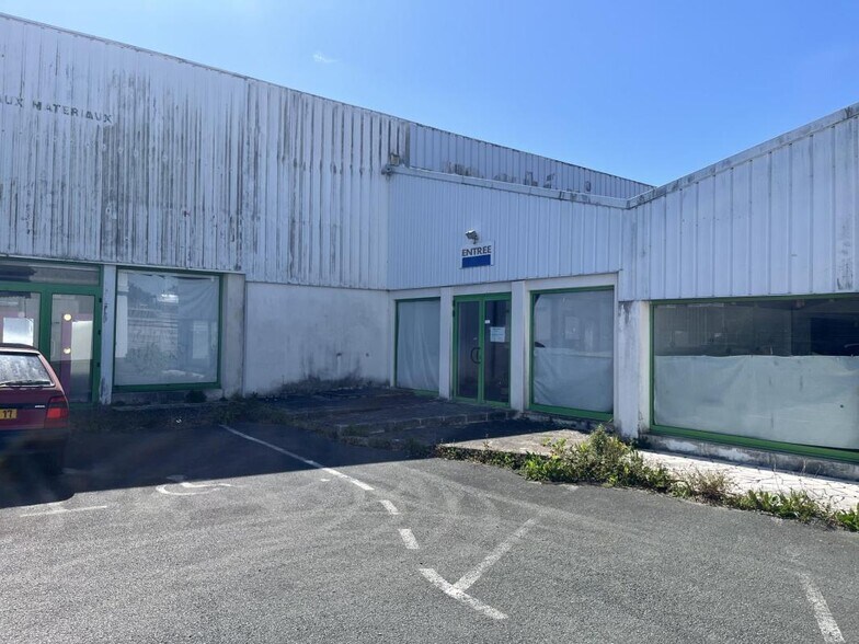 Local d'activités dans Bourcefranc-le-Chapus à vendre - Photo de l’immeuble – Image 1 sur 2