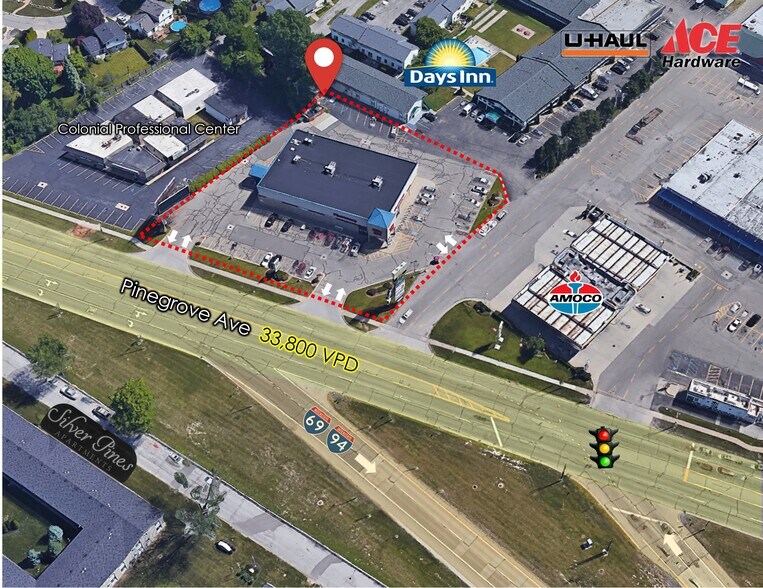 2910 Pine Grove Ave, Port Huron, MI à louer - Photo de l’immeuble – Image 2 sur 4