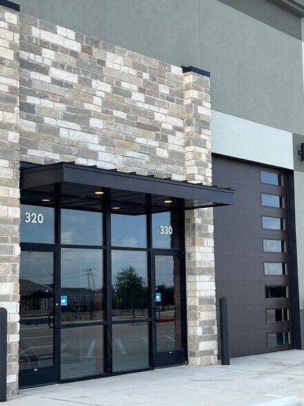 15893 Ronald W Reagan Blvd, Leander, TX à louer - Photo de l’immeuble – Image 3 sur 4