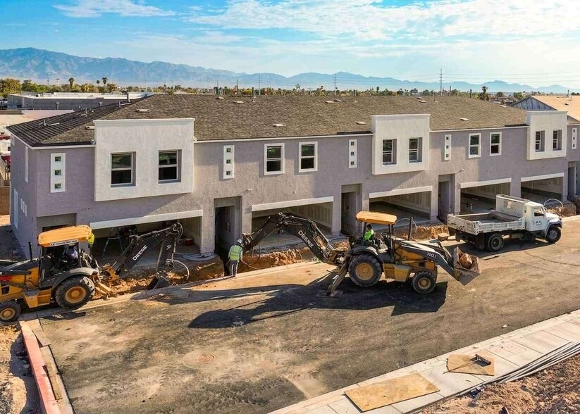 4926 Sweet Vesper Dr, Las Vegas, NV à vendre - Photo principale – Image 1 sur 1