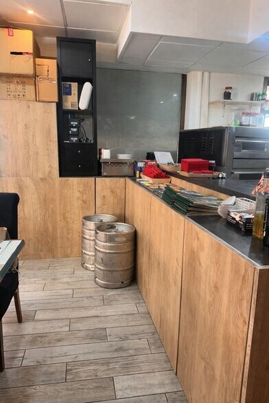 Local commercial dans Fuengirola à louer - Photo de l’immeuble – Image 1 sur 11