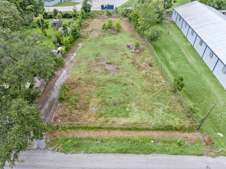 345 Delz St, Houston, TX à vendre - Photo de l’immeuble – Image 2 sur 10