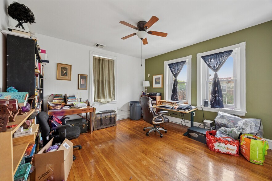 238 S 45th St, Philadelphia, PA à vendre - Photo intérieure – Image 2 sur 7