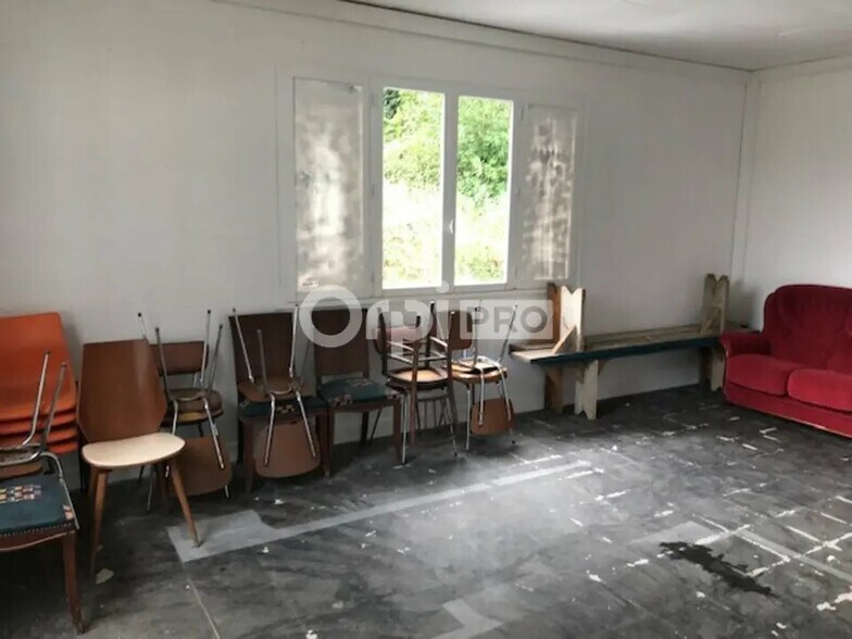 Bureau dans Limoges à louer - Photo de l’immeuble – Image 3 sur 5