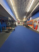 5419-5421 Harford Rd, Baltimore, MD à louer Photo de l’immeuble– Image 2 sur 5