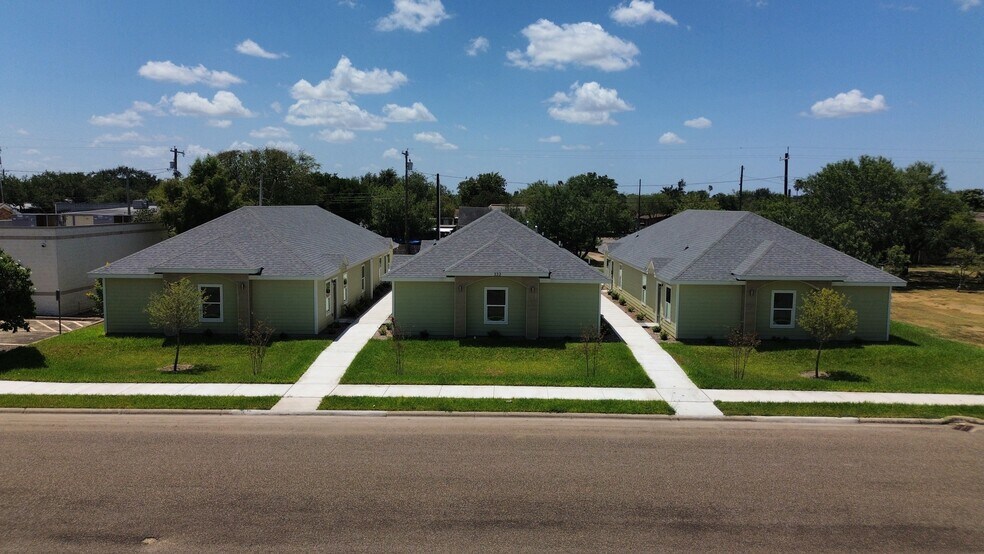 222 Mahl St, Edinburg, TX à vendre - Photo de l’immeuble – Image 2 sur 20