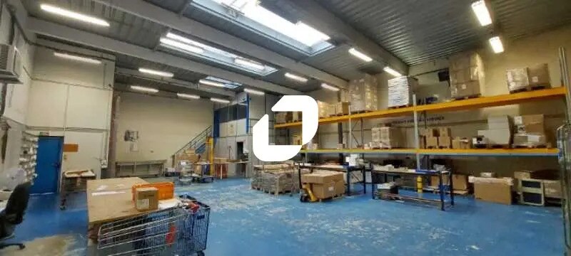 Local d’activités dans Saint-Ouen-sur-Seine à louer Photo de l’immeuble– Image 1 sur 11