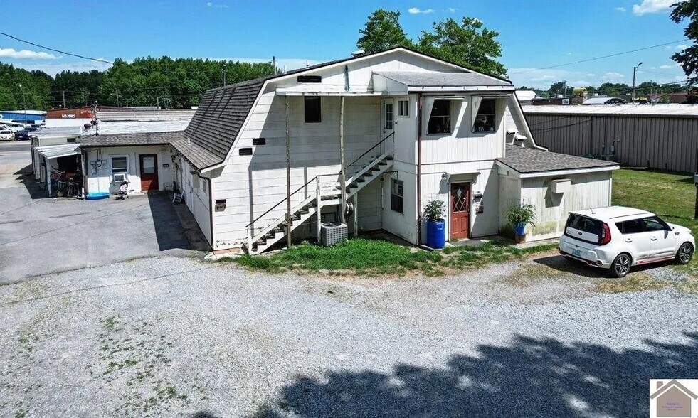 318 Main St, Benton, KY à vendre - Photo de l’immeuble – Image 3 sur 5