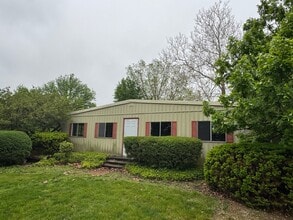 1103 Fabyan Pkwy, Geneva, IL à louer Photo de l’immeuble– Image 2 sur 31