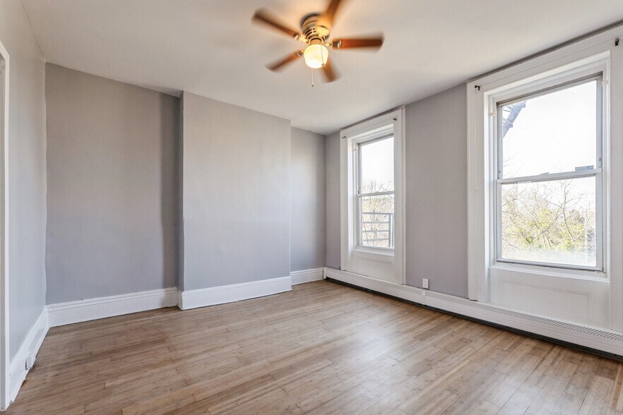 291 Forrest St, Jersey City, NJ à vendre - Photo de l’immeuble – Image 3 sur 25