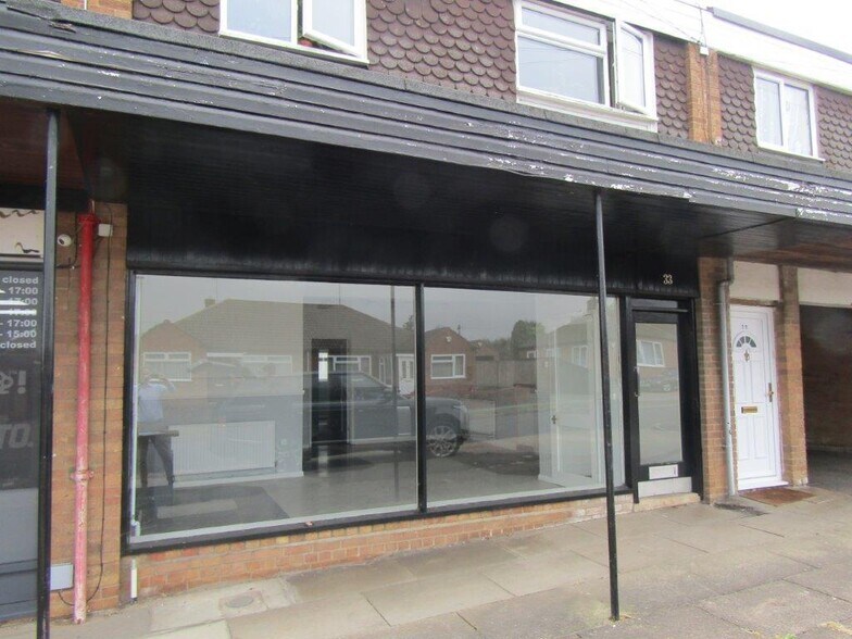 29-33 Portfields Rd, Newport Pagnell à vendre - Photo de l’immeuble – Image 2 sur 10