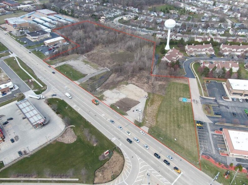 2150 E Algonquin Rd, Algonquin, IL à louer - Photo de l’immeuble – Image 1 sur 1