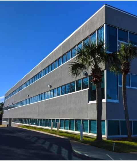 1101 Gulf Breeze Pky, Gulf Breeze, FL à vendre - Photo de l’immeuble – Image 3 sur 7