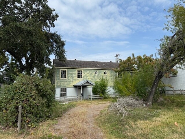 605 N Velasco St, Angleton, TX à vendre - Photo de l’immeuble – Image 3 sur 6