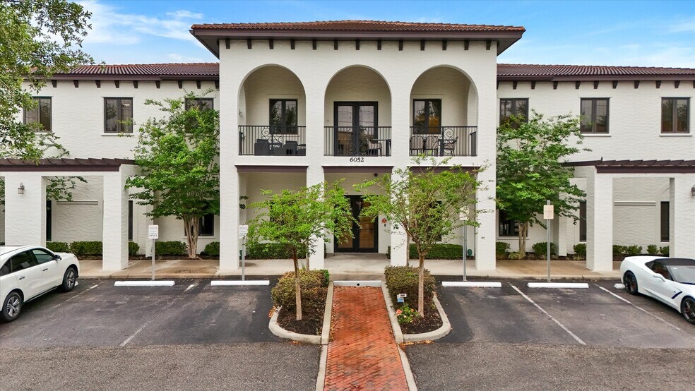 6052 Turkey Lake Rd, Orlando, FL à louer - Photo principale – Image 1 sur 20