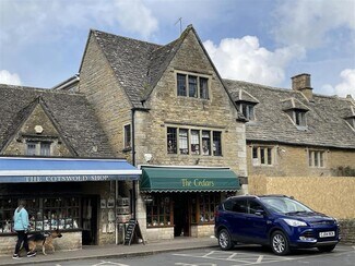 Plus de détails pour High St, Cheltenham - Local commercial à vendre
