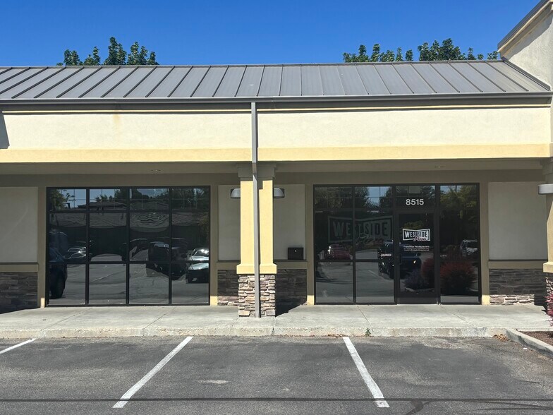 8505-8517 W Overland Rd, Boise, ID à louer - Photo de l’immeuble – Image 2 sur 19