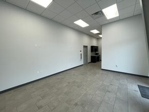 331 Corporate Wood Dr, Magnolia, TX à louer Photo de l’immeuble– Image 2 sur 12