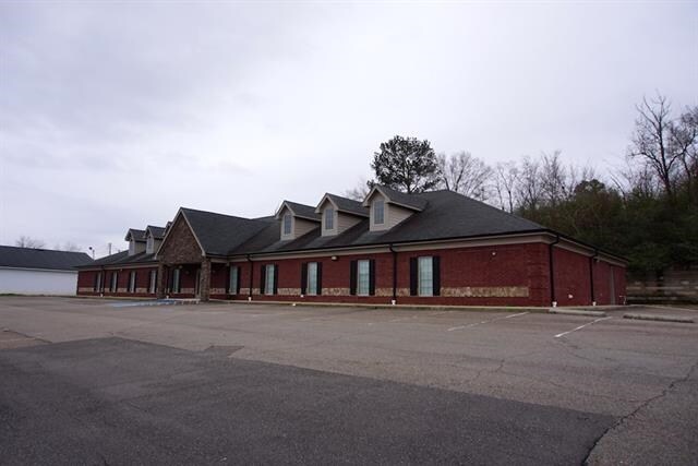 249A W Church St, Lexington, TN à vendre - Photo de l’immeuble – Image 2 sur 17