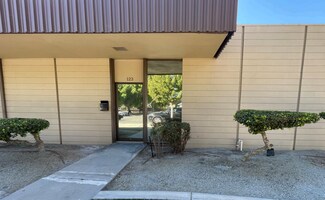 Plus de détails pour 123 N Stevenson St, Visalia, CA - Bureau à louer