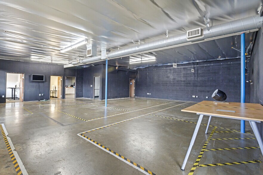 315 S Flower St, Burbank, CA à louer - Photo principale – Image 1 sur 12