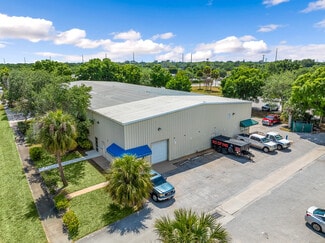 Plus de détails pour 3101-3215 Aviation Blvd, Vero Beach, FL - Industriel/Logistique à louer