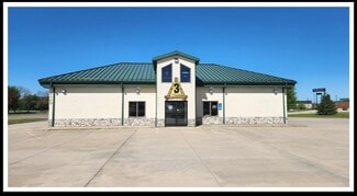 Plus de détails pour 2320 NW 43rd St, Owatonna, MN - Local commercial à vendre