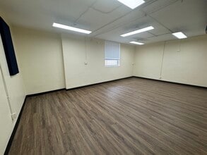 221 E Van Buren Ave, Harlingen, TX à louer Photo intérieure– Image 1 sur 4