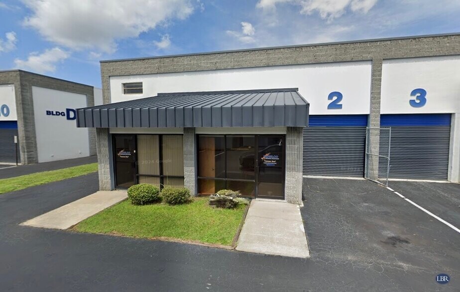 700 S John Rodes Blvd, Melbourne, FL à louer - Photo de l’immeuble – Image 1 sur 6