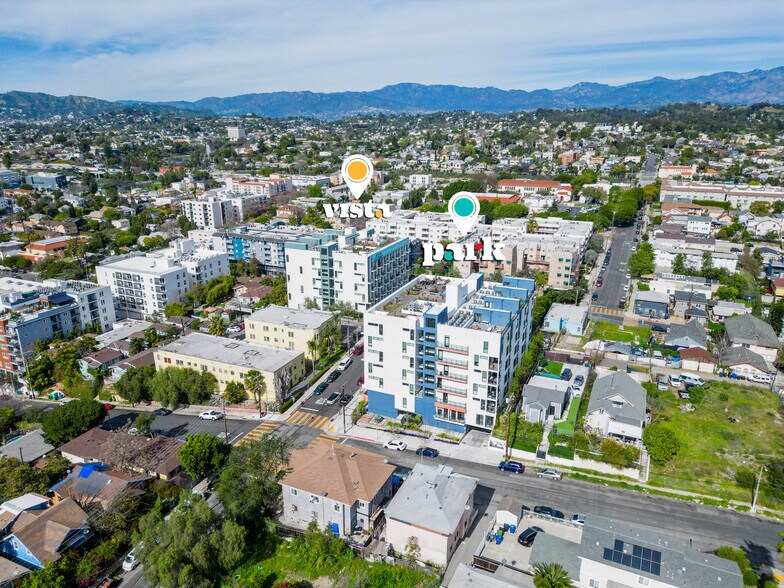 The Echo Park Portfolio portefeuille de 2 biens à vendre sur LoopNet.fr - Photo de l’immeuble – Image 2 sur 7