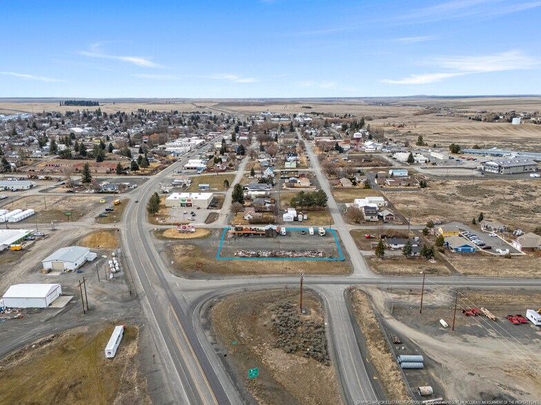 30 Logan St, Davenport, WA à vendre - Aérien – Image 3 sur 3