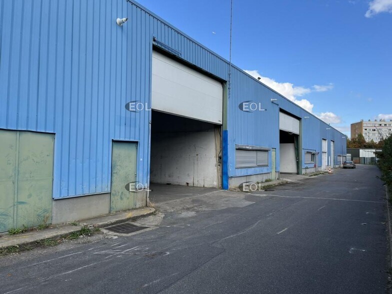 Industriel/Logistique dans Argenteuil à louer - Photo de l’immeuble – Image 1 sur 6