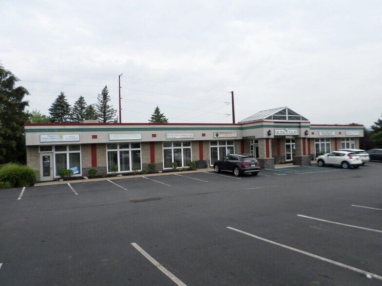 1140-1141 Quincy Ave, Dunmore, PA à louer - Photo de l’immeuble – Image 3 sur 3