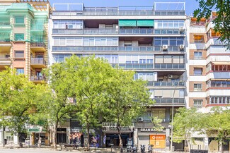 Plus de détails pour Local commercial à louer