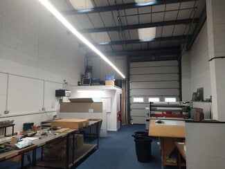 Plus de détails pour Stafford Clos, Ashford - Industriel/Logistique à louer