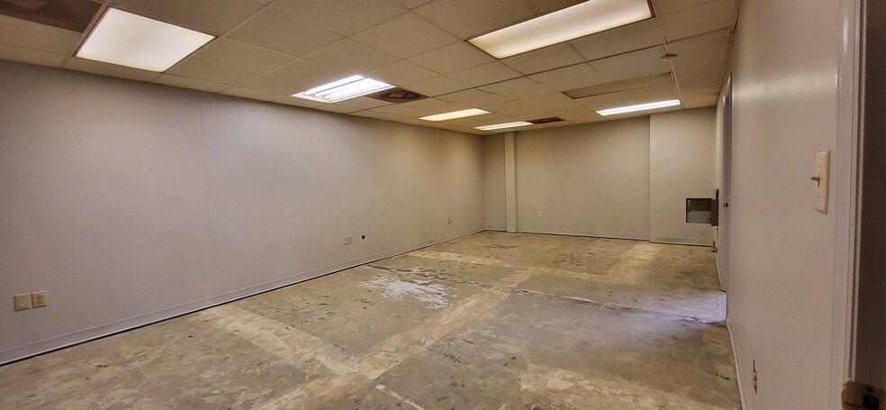 324 E 24th St, Lumberton, NC à louer - Photo de l’immeuble – Image 3 sur 4