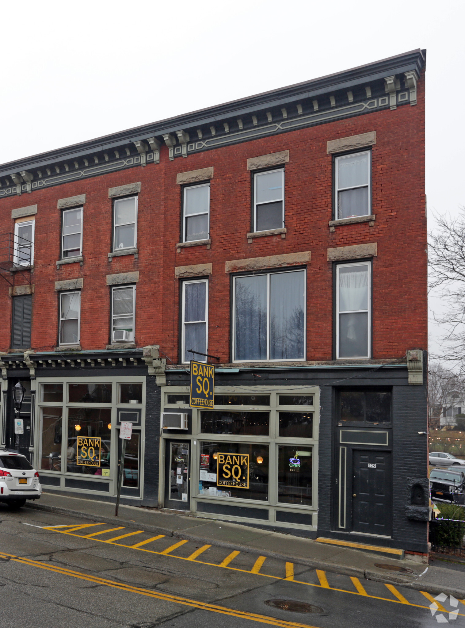 127-129 Main St, Beacon, NY à louer Photo principale– Image 1 sur 9