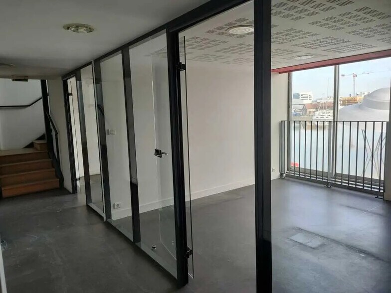 Quai Armand Lalande, Bordeaux à louer - Photo intérieure – Image 2 sur 8