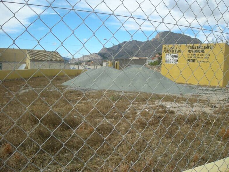 Terrain dans Hondón de los Frailes, Alicante à vendre - Photo de la construction – Image 2 sur 2