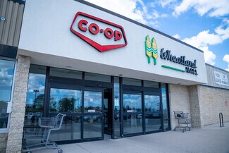 Plus de détails pour 1150 Central Ave N, Swift Current, SK - Bureau, Local d'activités à louer