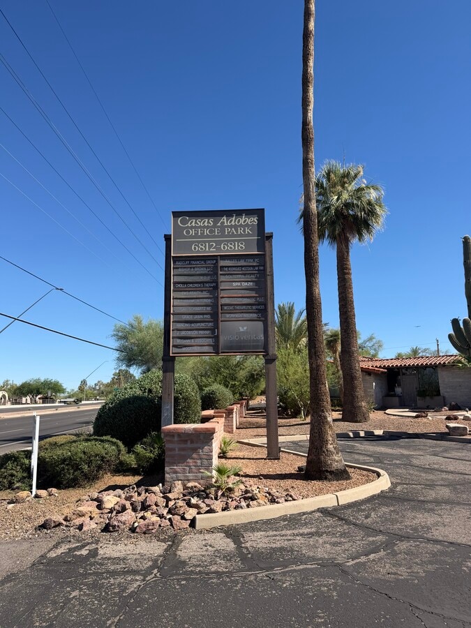 6812 N Oracle Rd, Tucson, AZ 85704 - Lot # 10 - - Autre - Image 1 of 1
