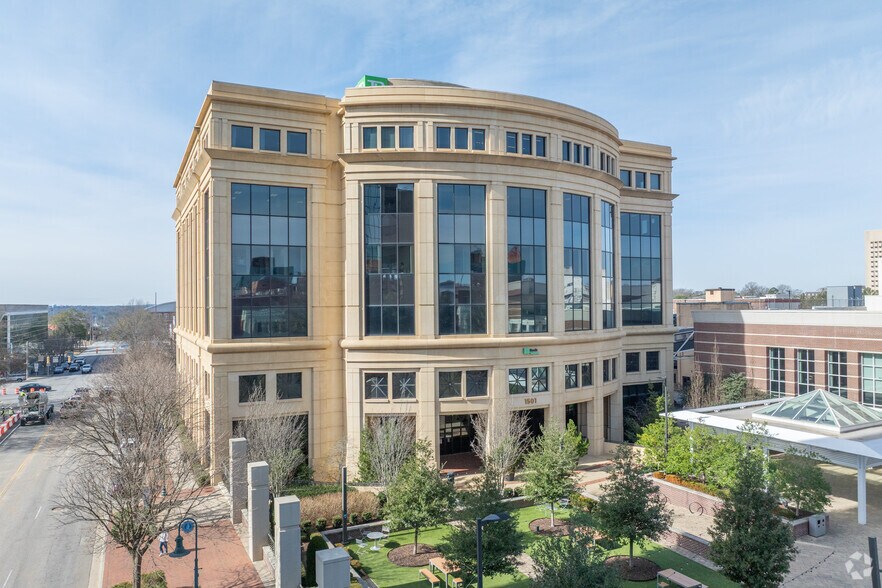 1501 Main St, Columbia, SC à louer - Photo de l’immeuble – Image 1 sur 14