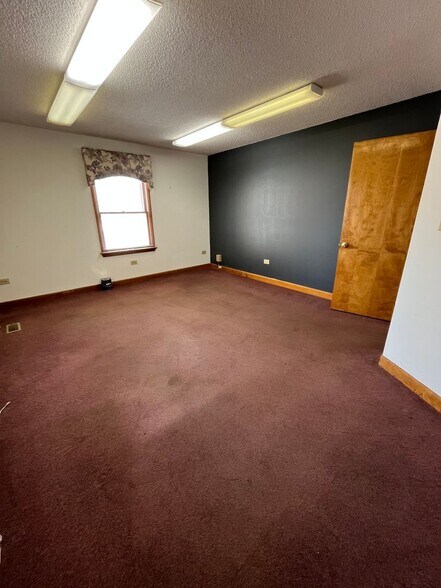 934 W Kitty Hawk Rd, Kitty Hawk, NC à louer - Photo de l’immeuble – Image 2 sur 6