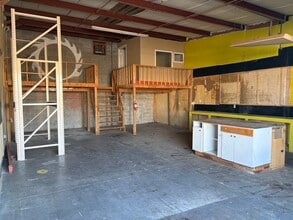 9212-9240 Lazy Ln, Tampa, FL à louer Photo intérieure– Image 2 sur 16