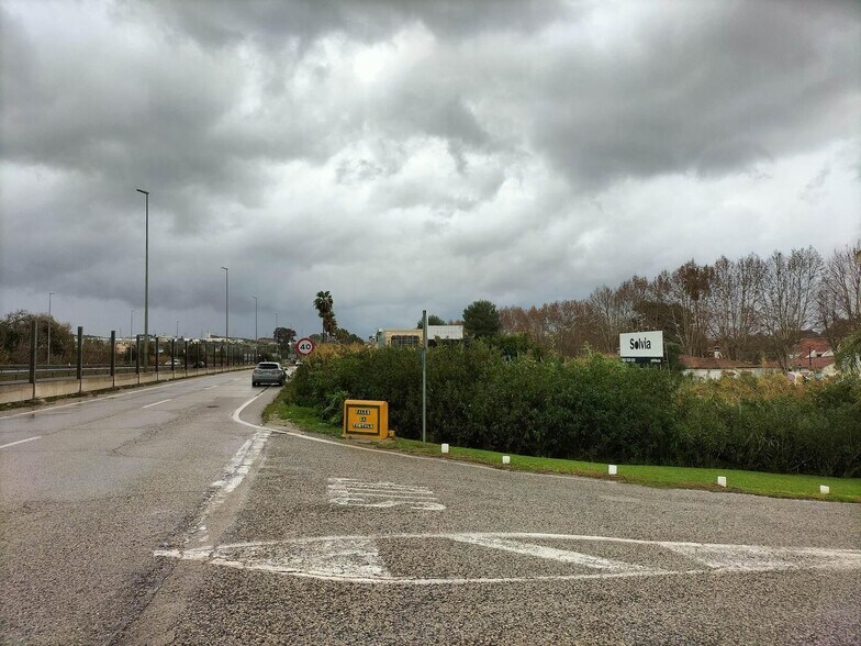 Terrain dans Los Barrios, Cádiz à vendre - Photo de l’immeuble – Image 3 sur 11
