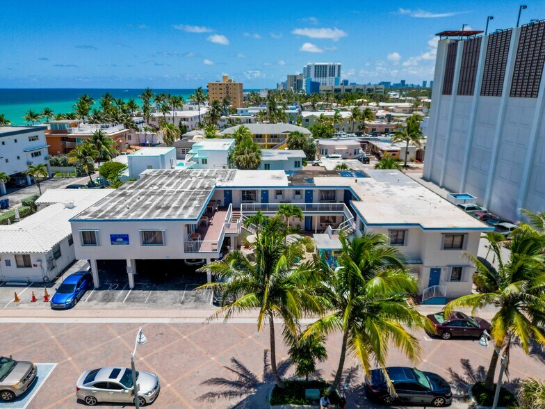 322 Nevada St, Hollywood, FL à vendre - Photo de l’immeuble – Image 2 sur 18