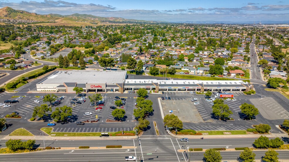 3100-3190 Contra Loma Blvd, Antioch, CA à louer - Photo de l’immeuble – Image 3 sur 5