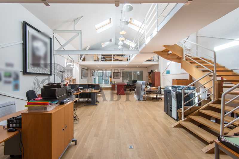 Bureau dans Puteaux à louer - Photo de l’immeuble – Image 2 sur 10