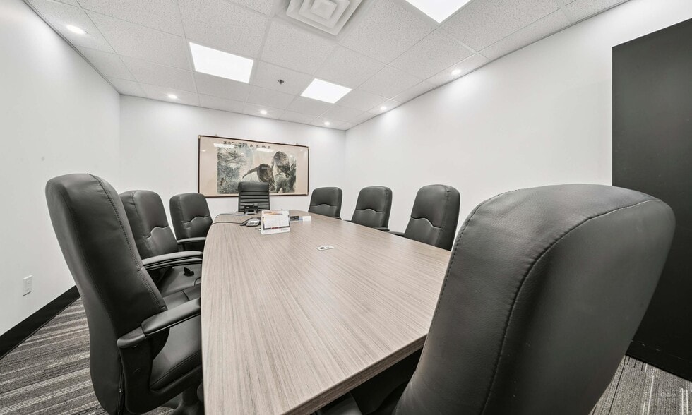 302 Queen Street East, Sault Ste. Marie, ON à vendre - Photo de l’immeuble – Image 2 sur 6