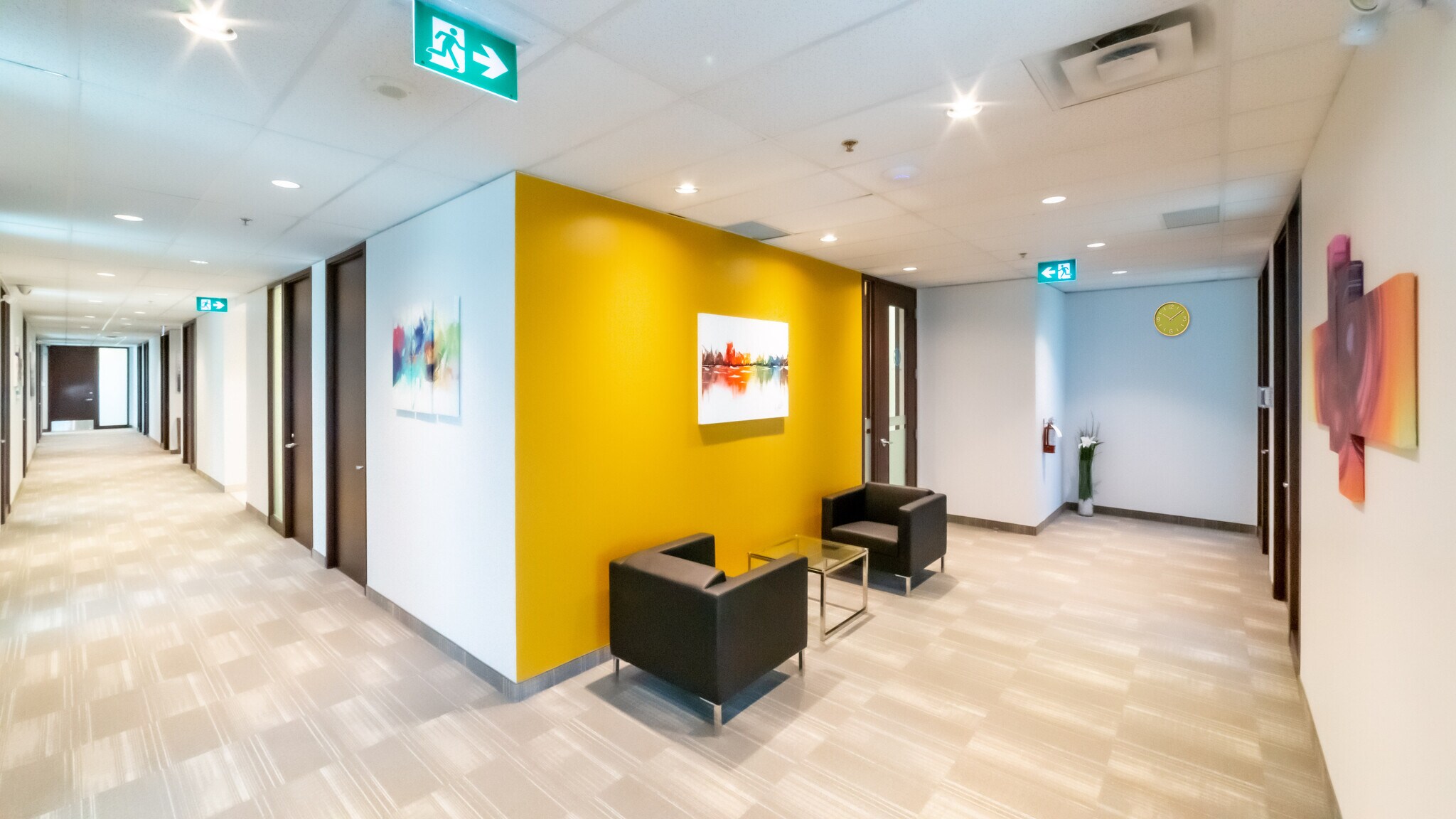 2020 Winston Park Dr, Oakville, ON à vendre Photo de l’immeuble– Image 1 sur 1